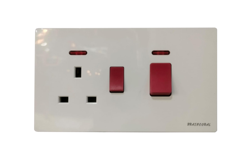 13A kitchen socket with switch & neon