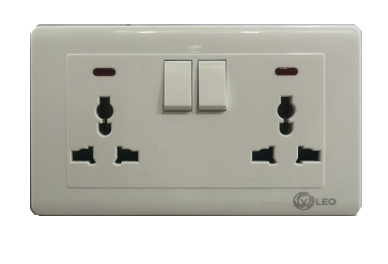 Three Pin - double 3pin socket LK4048, 86x86mm 13A250V