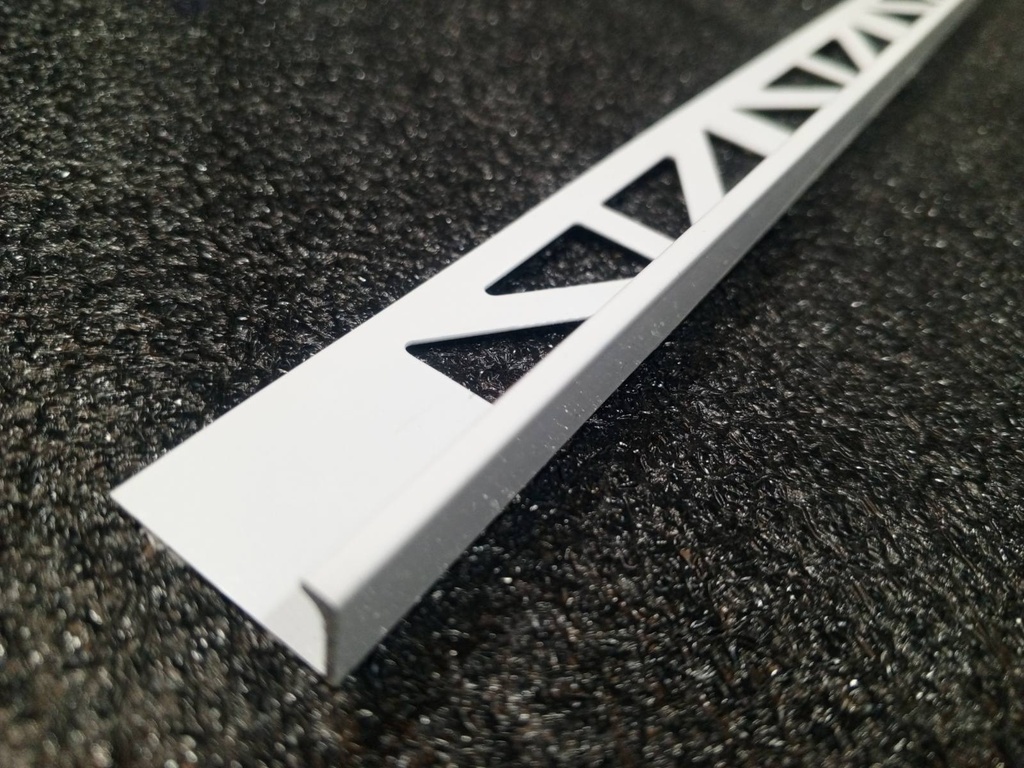 Tile trim Powder coating white TYA437