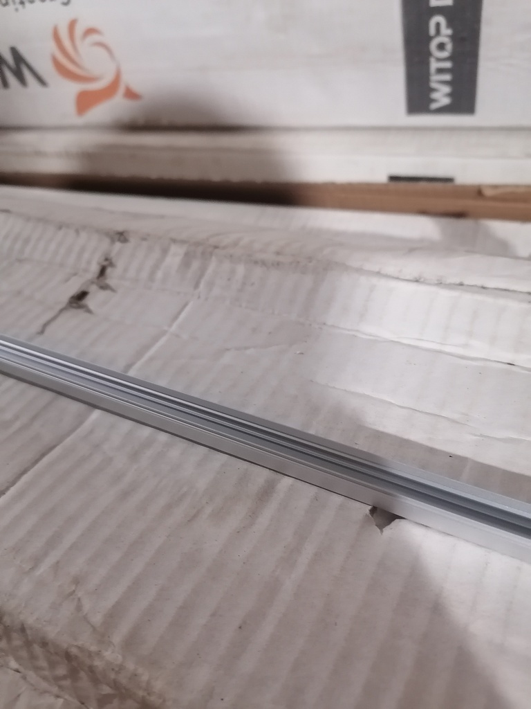 Aluminium 3.06 m/ 10*10 strip  1mtr