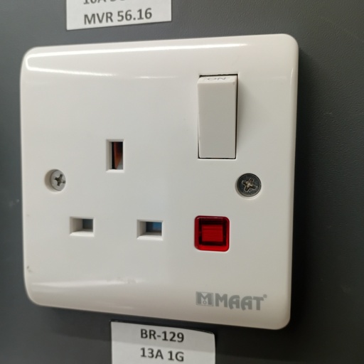 [BR-129] MAAT Z407 13A 1 G Switched socket W/NEONS SINGLE POLE